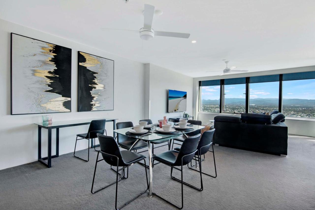 Q Tower At Surfers Paradise - Self Contained Apartments Гоулд Коуст Екстериор снимка