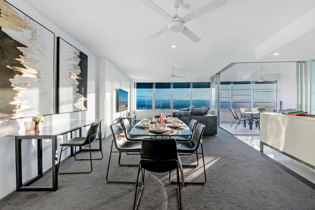 Q Tower At Surfers Paradise - Self Contained Apartments Гоулд Коуст Екстериор снимка