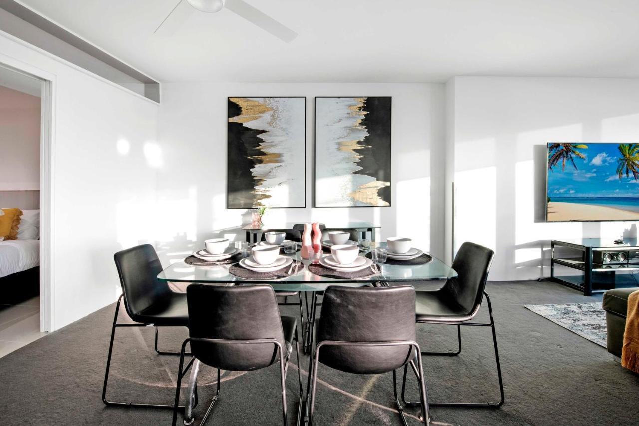 Q Tower At Surfers Paradise - Self Contained Apartments Гоулд Коуст Екстериор снимка