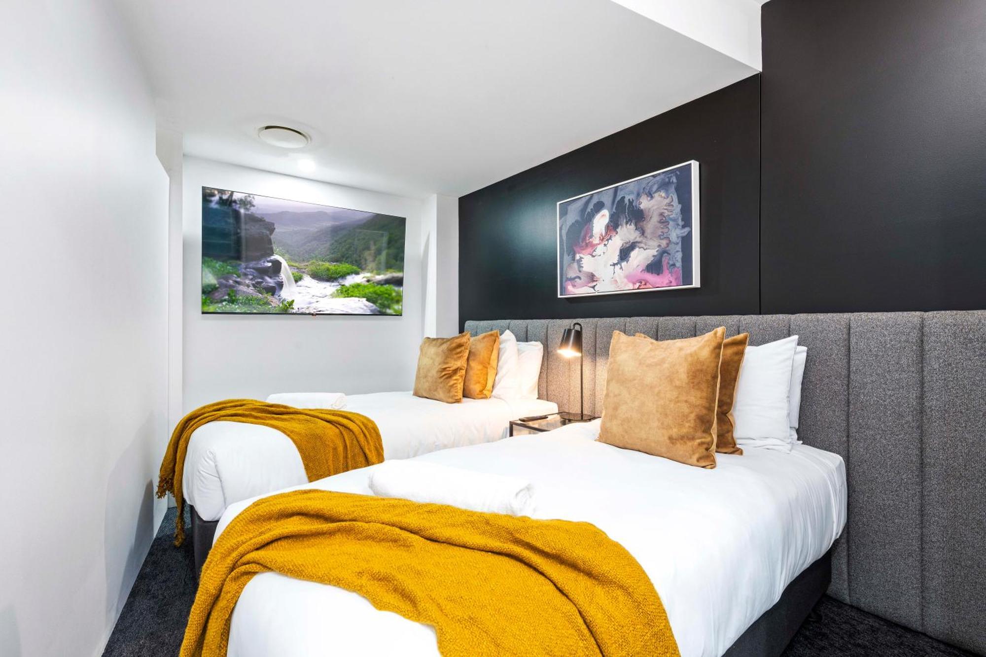 Q Tower At Surfers Paradise - Self Contained Apartments Гоулд Коуст Екстериор снимка