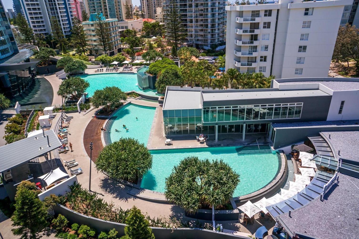 Q Tower At Surfers Paradise - Self Contained Apartments Гоулд Коуст Екстериор снимка